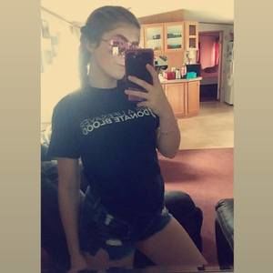 Meet your Posher, Haylee